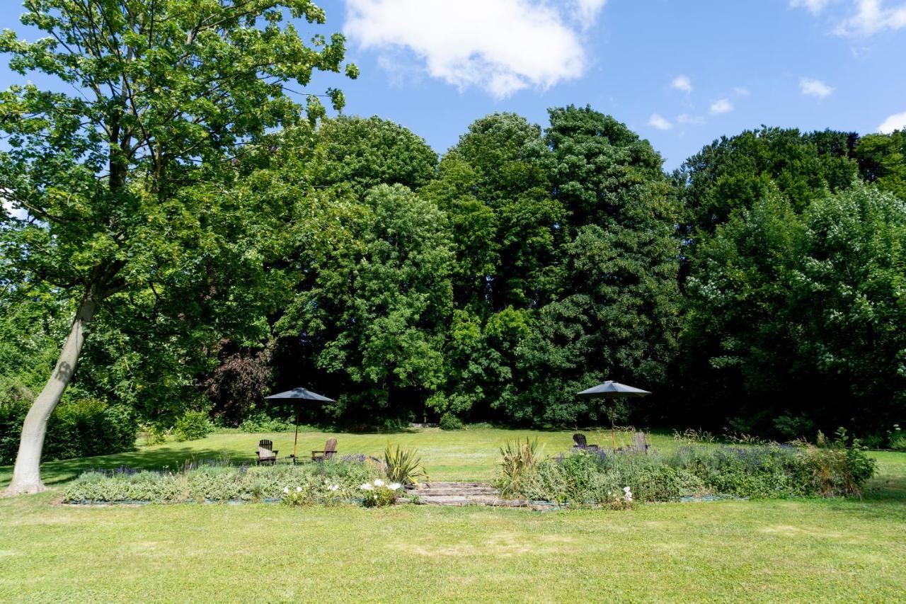 Domaine De La Course Bed & Breakfast Doudeauville Exterior foto